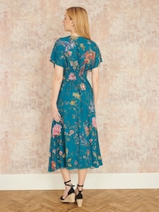 Yumi Blue Viscose Bird and Floral Print Kimono Midi Dress - Image 4 of 4