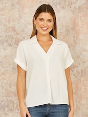 Yumi White Stretch Relaxed Top With Collar - Image 1 of 5