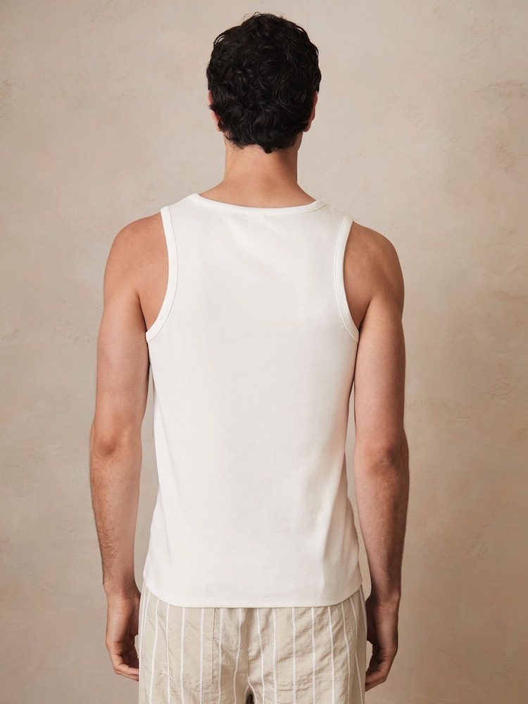 Reiss White Longa Reiss | Ché Logo-Embroidered Vest - Image 5 of 7