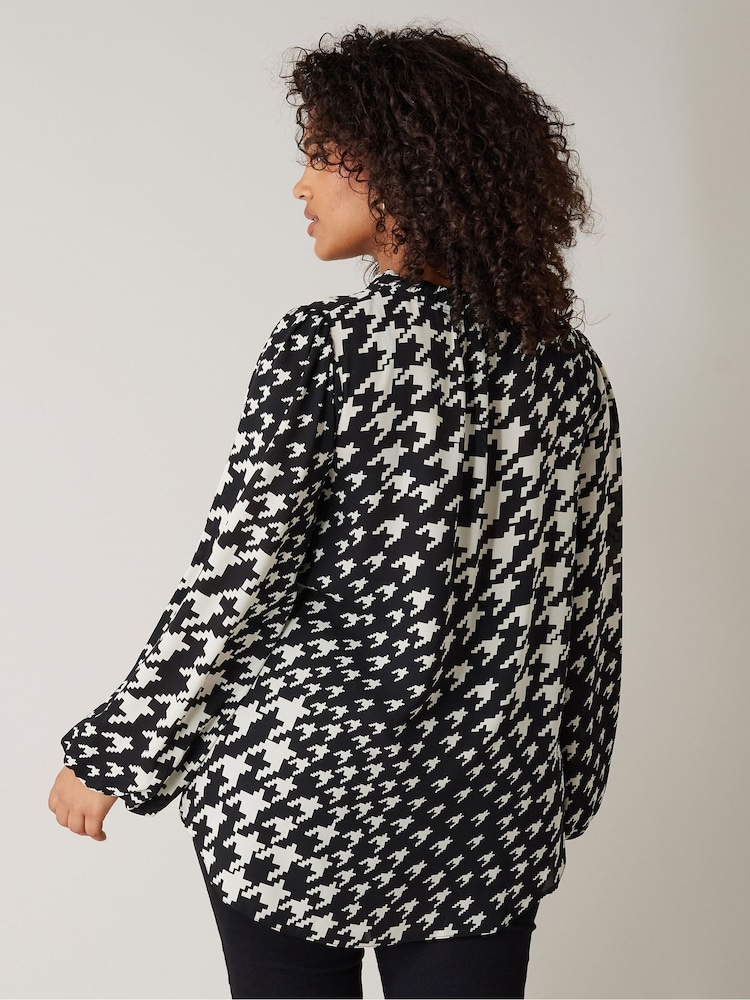 Evans Tie-Neck Long Sleeve Blouse - Image 2 of 4