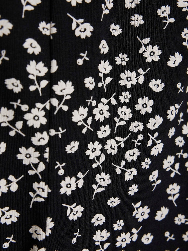 River Island Black Girls Ditsy Kickflare Top And Trousers - Image 5 of 5