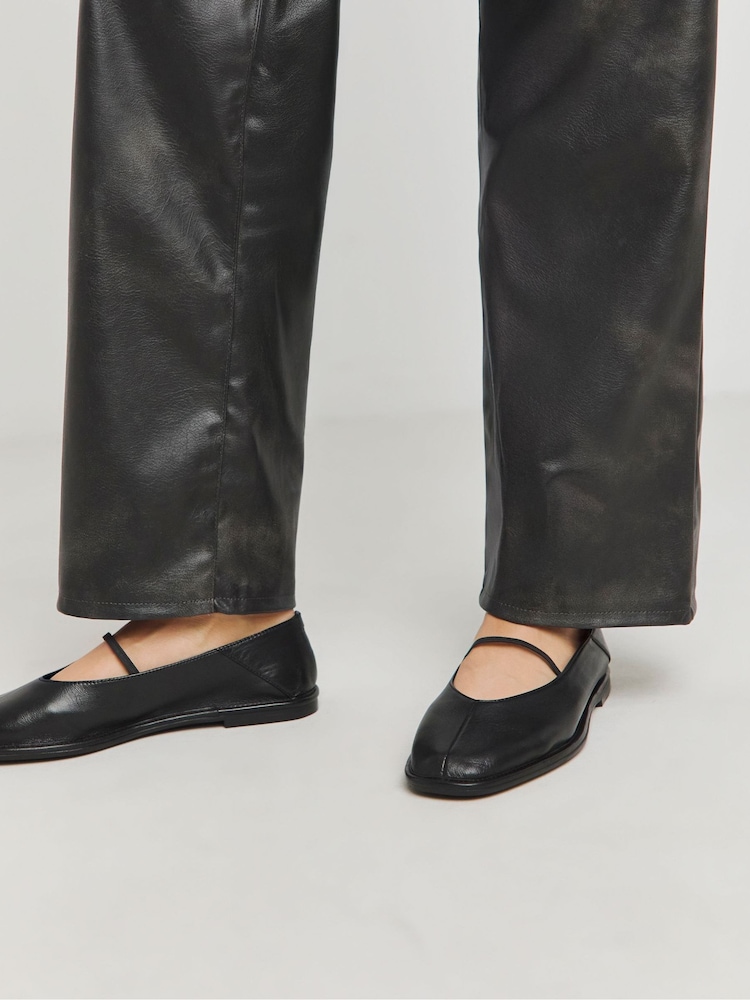 JD Williams Black Wide Fit Soft Flat Mary Jane Shoes In Wide Fit - Image 4 of 4