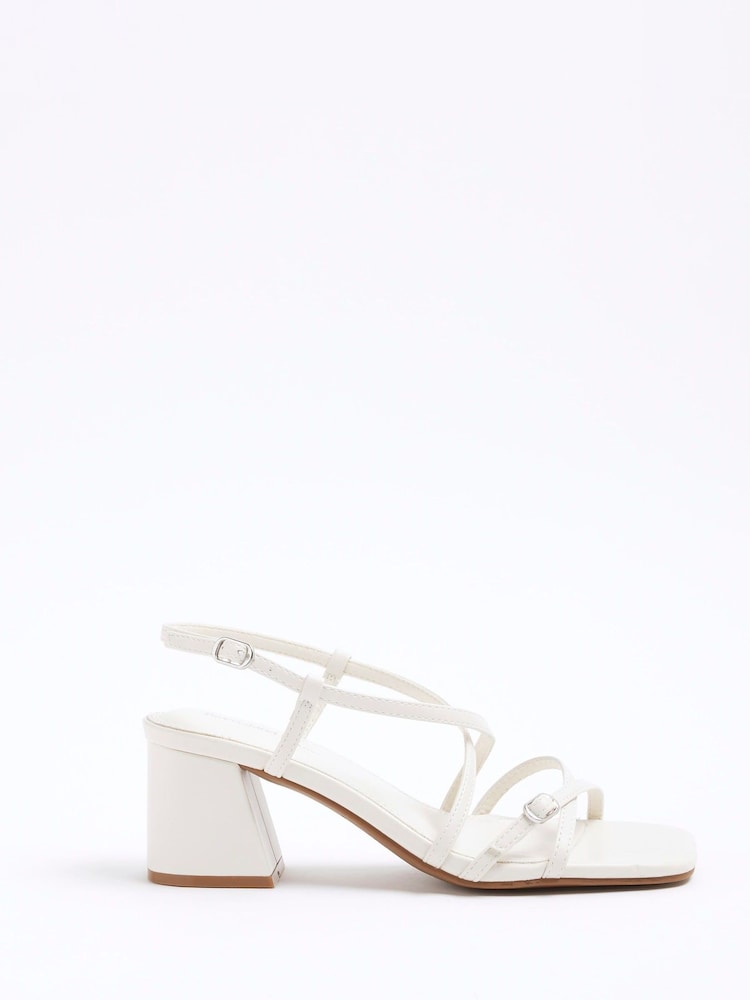 أبيض - River Island Wide Fit Strappy Block Heel Sandals - صورة 2 من 6