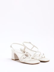 أبيض - River Island Wide Fit Strappy Block Heel Sandals - صورة 3 من 6