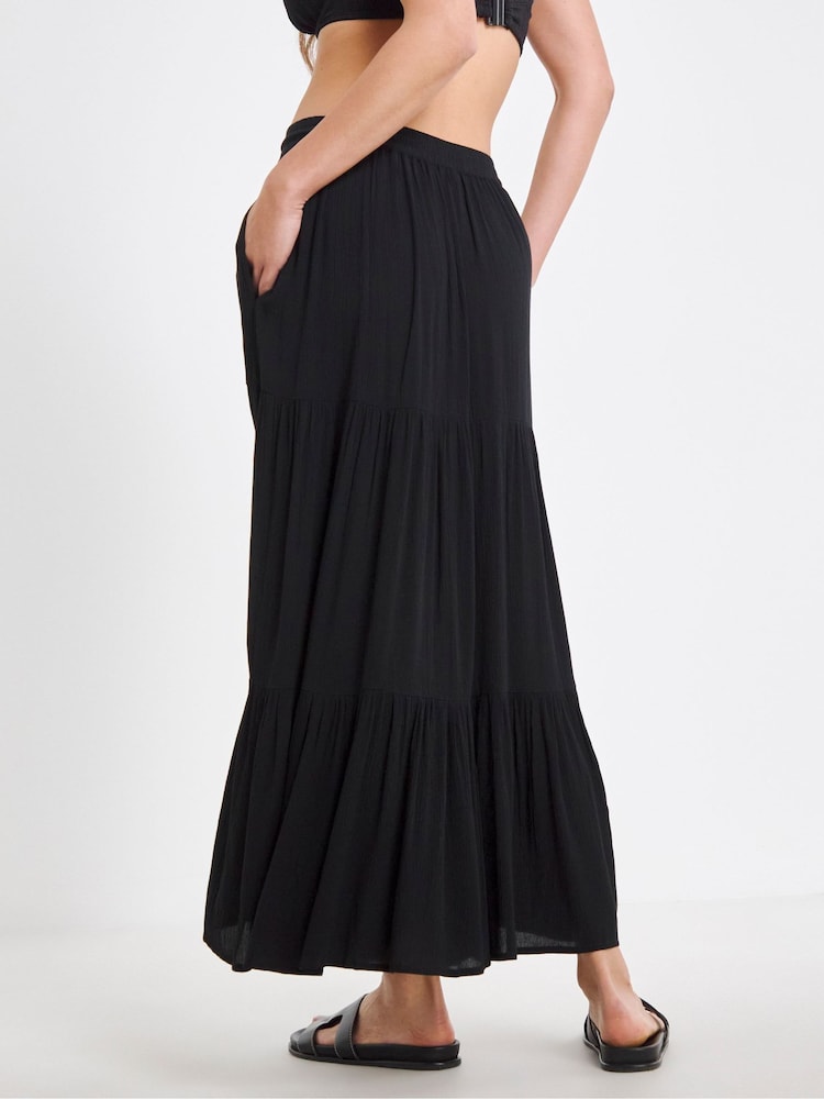 JD Williams Black Beach To Beach Tiered Beach Skirt - Image 2 of 4 JD Williams Black Beach To Beach Tiered Beach Skirt - Image 2 of 4