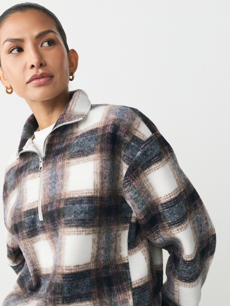 Ecru Check Woollook Quater Zip Neck Bubble Hem Ribbed Fleece Jacket - Image 2 of 8 Ecru Check Woollook Quater Zip Neck Bubble Hem Ribbed Fleece Jacket - Image 2 of 8