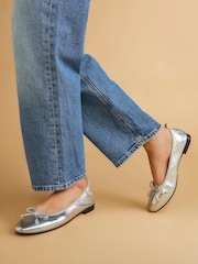 Jones Bootmaker Opaline Bow-Detailed Leather Black Pumps - Image 1 of 6