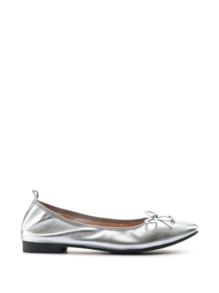 Jones Bootmaker Opaline Bow-Detailed Leather Black Pumps - Image 2 of 6