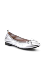 Jones Bootmaker Opaline Bow-Detailed Leather Black Pumps - Image 3 of 6