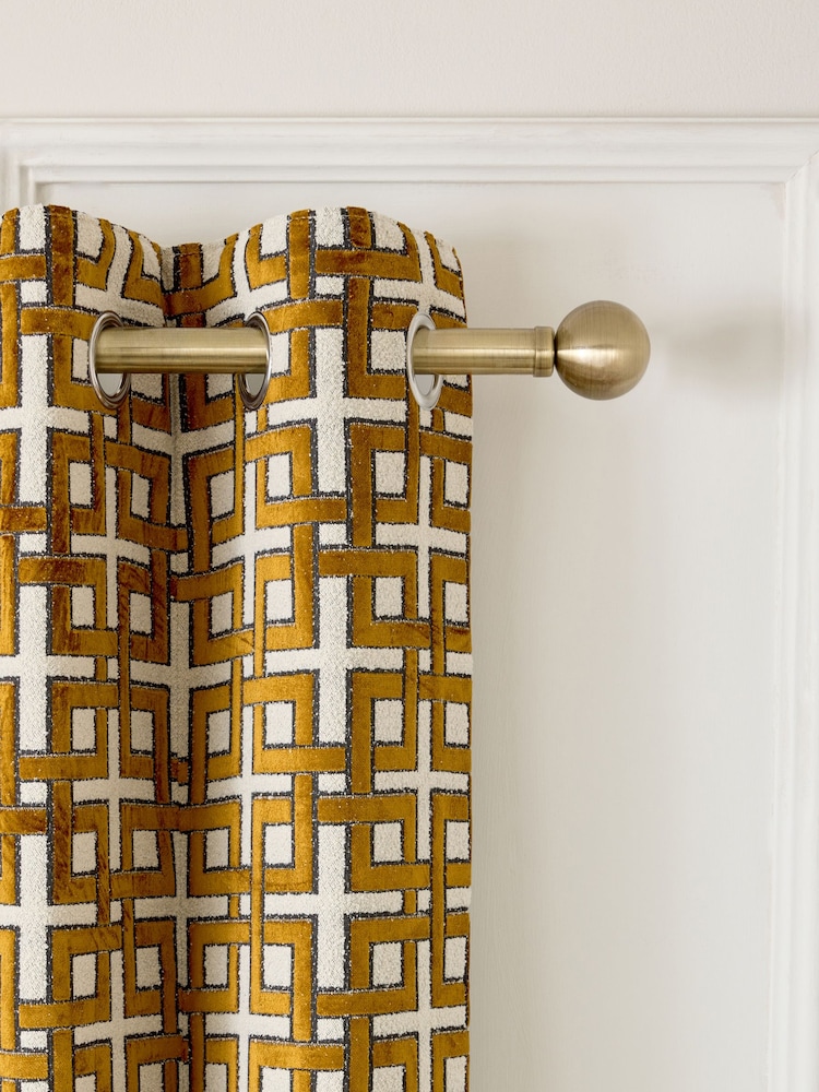 Collection Luxe Heavyweight Velvet Geometric Eyelet Lined Curtains - Изображение 1 из 5
