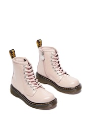 وردي - Dr. Martens Junior 1460 Virginia Lace-Up Boots - صورة 2 من 6