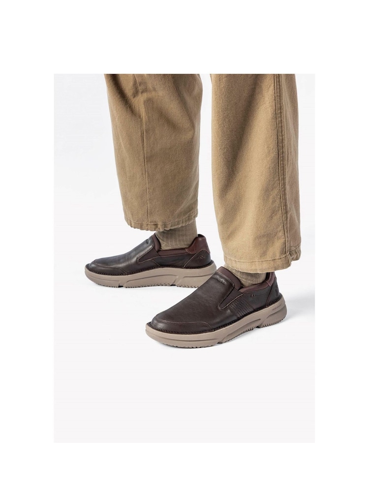 Hush Puppies Brown Baylor Step-In Shoes - Image 7 of 7