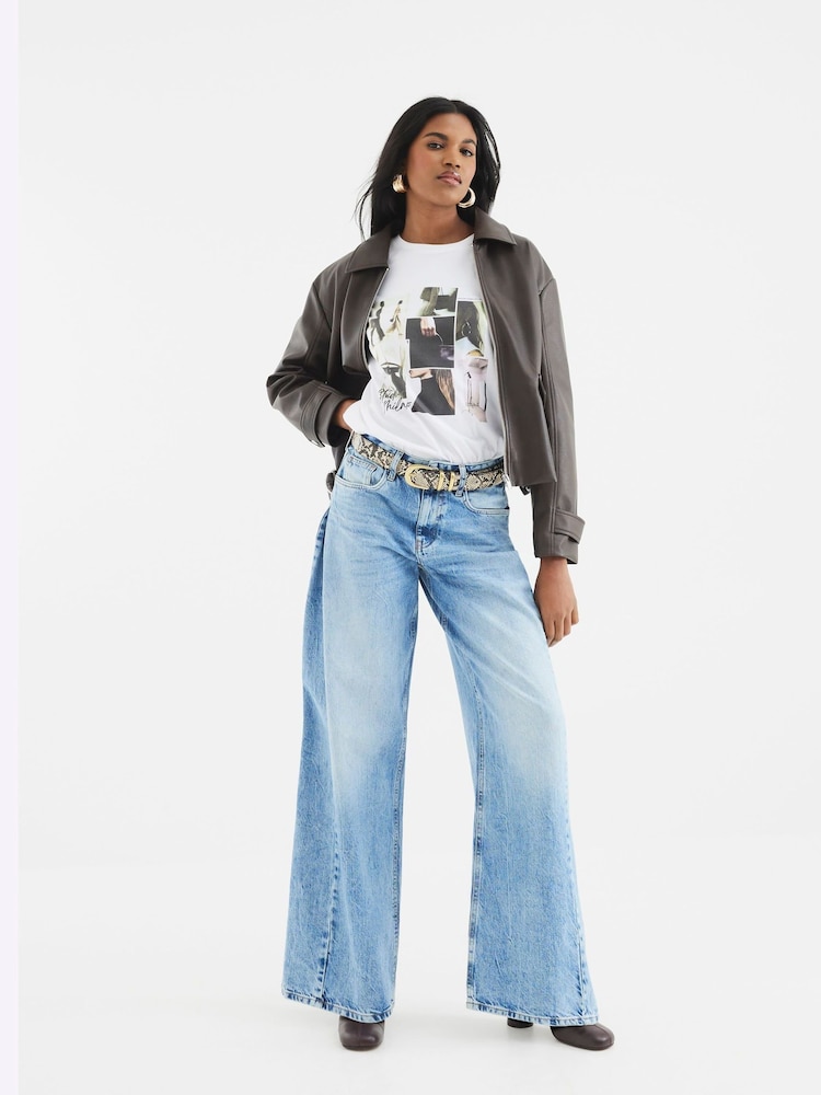 River Island חולצת טי עם הדפס פוטו-מונטאז', %100 כותנה - תמונה 2 מתוך 3