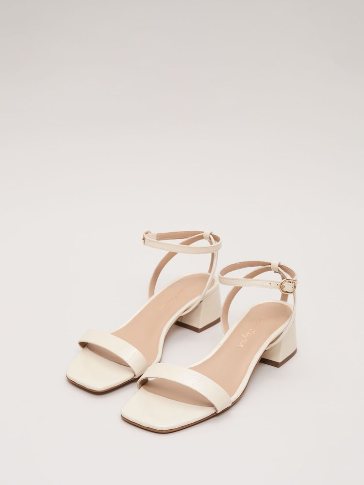 Phase Eight Patent Block Sandals - Imagem 2 de 7
