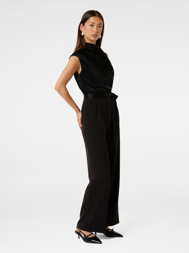 Forever New Sienna Satin Asymmetric Jumpsuit - Imagen 2 de 4