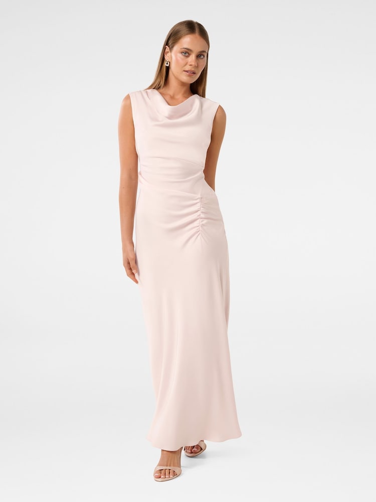 Pink - Forever New Ava Drapiertes Satin-Maxikleid - Bild 1 von 4 Pink - Forever New Ava Drapiertes Satin-Maxikleid - Bild 1 von 4