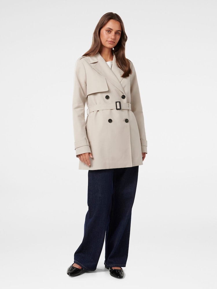 Forever New Rhea wasserabweisender mittellanger Trenchcoat - Bild 5 von 5 Forever New Rhea wasserabweisender mittellanger Trenchcoat - Bild 5 von 5