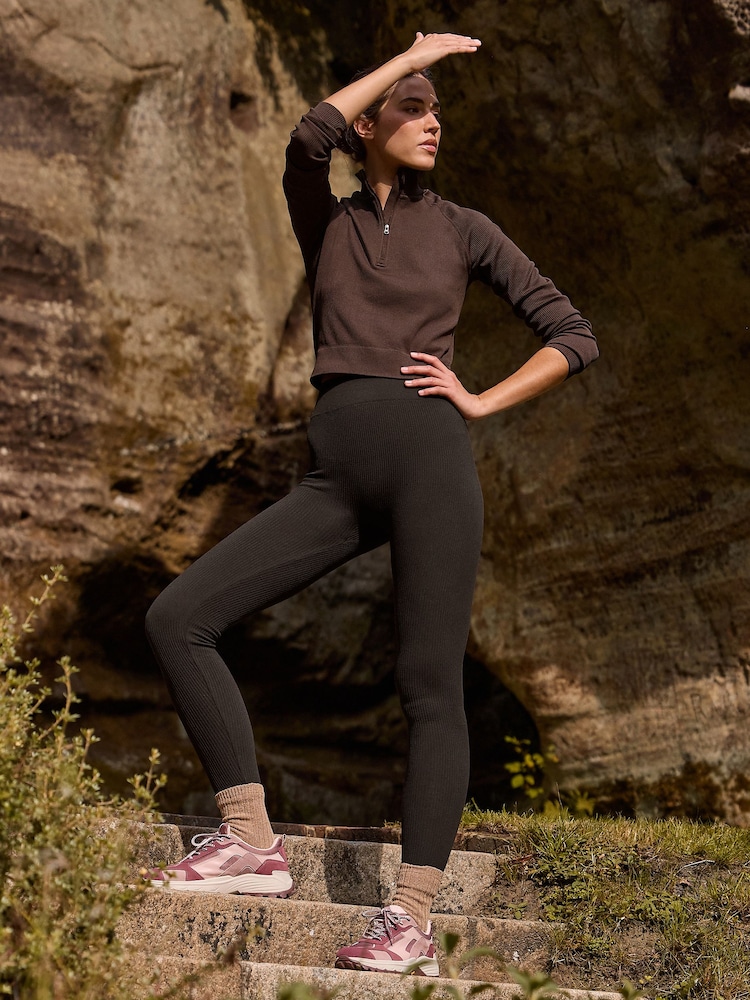 Schokoladenbraun - Brushed Ribbed Leggings - Bild 1 von 8