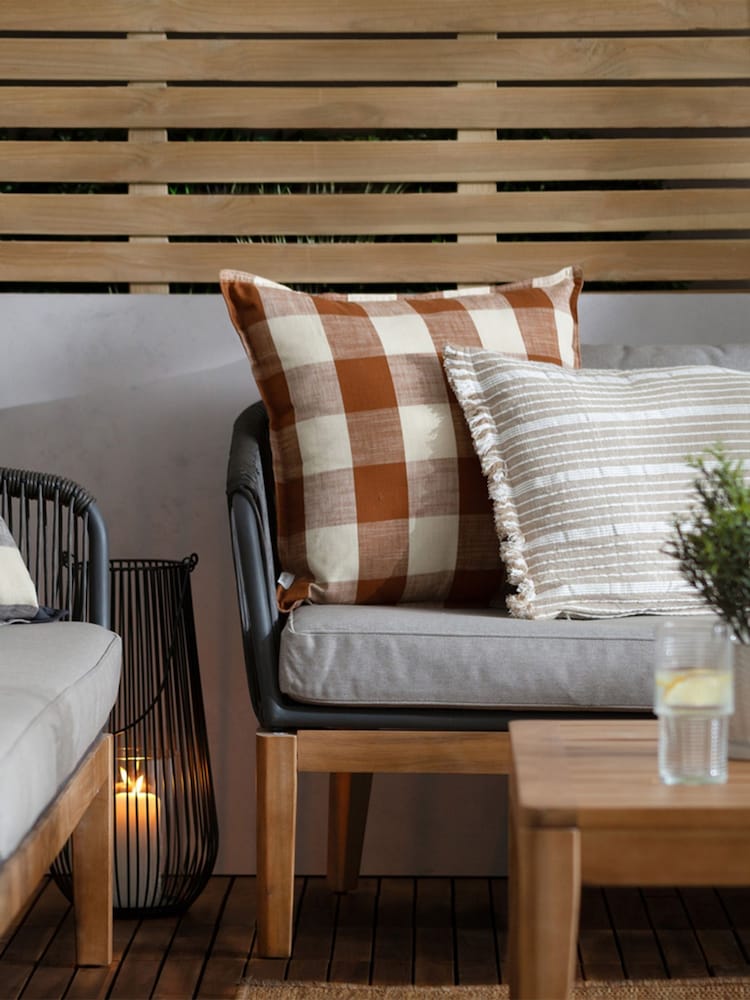 Yard Tide Textured Stripe Outdoor Cushion - صورة 5 من 5