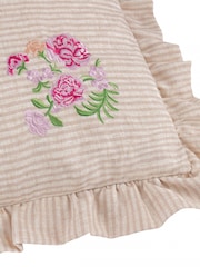 Wylder Martha Embroidered Ruffle Polyester Filled Cushion - Imagen 4 de 5