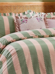 Wylder Martha Embroidered Ruffle Polyester Filled Cushion - Imagen 5 de 5