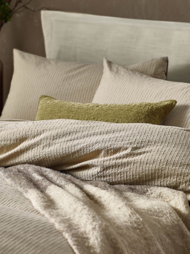 Yard Ramas Jacquard Feather Filled Cushion - صورة 2 من 7