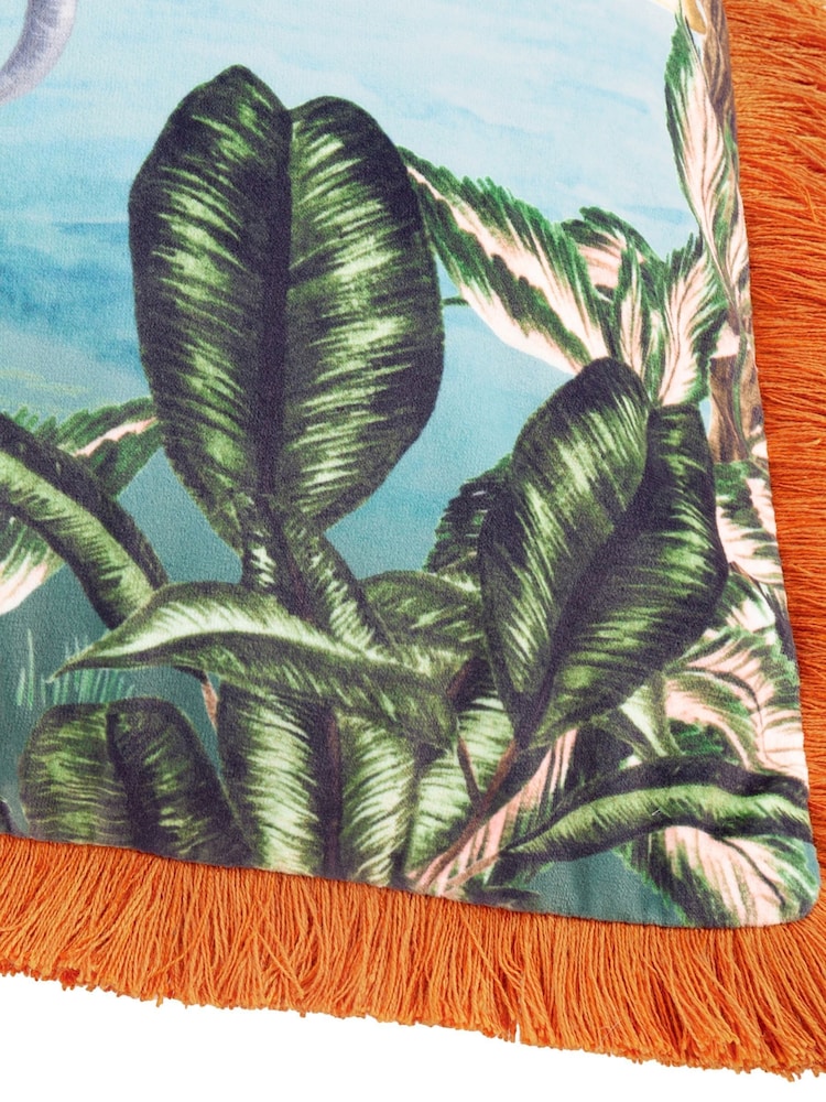 Paoletti Odisha Scene Velvet Feather Cushion - صورة 4 من 4