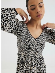 River Island Cream Shirred Bodice Leopard Print Midi Dress - Image 4 of 4