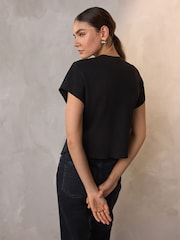 أسود - Hardware V-Neck Short Sleeved Waist Coat - صورة 4 من 5