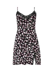 Pour Moi Black Sofa Loves Lace Hidden Support Soft Jersey Split Chemise - Image 3 of 4