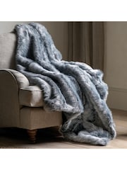 Gallery Home Grey Premium Alaskan Fur Throw - Image 1 of 8