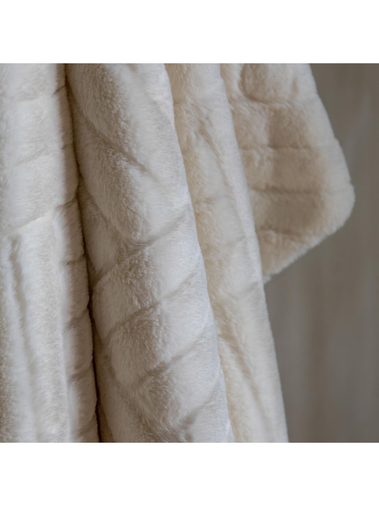 Gallery Home Cream Block Rabbit Fur Throw - Image 2 of 7