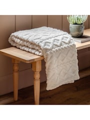 Gallery Home Cream Textures Cable Knit Throw - Image 1 of 6