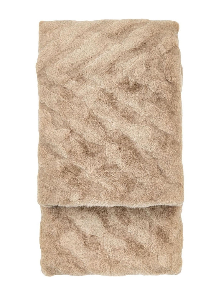 Gallery Home Brown Chevron Rabbit Fur Throw - Image 6 of 6