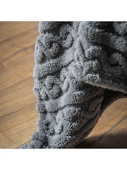 Gallery Home Grey Textures Twist Knit Throw - Image 3 of 7