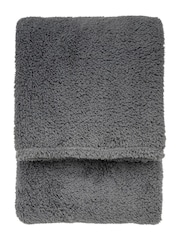 Gallery Home Grey Teddy Fleece Throw - Image 2 of 4
