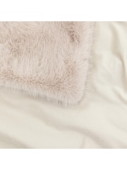 Gallery Home Brown Maple Fur Throw - Image 3 of 5
