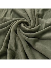 Gallery Home Green Simply Throw - Image 3 of 3