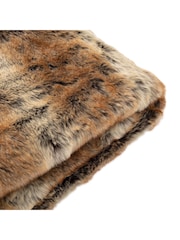 Gallery Home Grey Premium Faux Fur Throw - Image 4 of 7