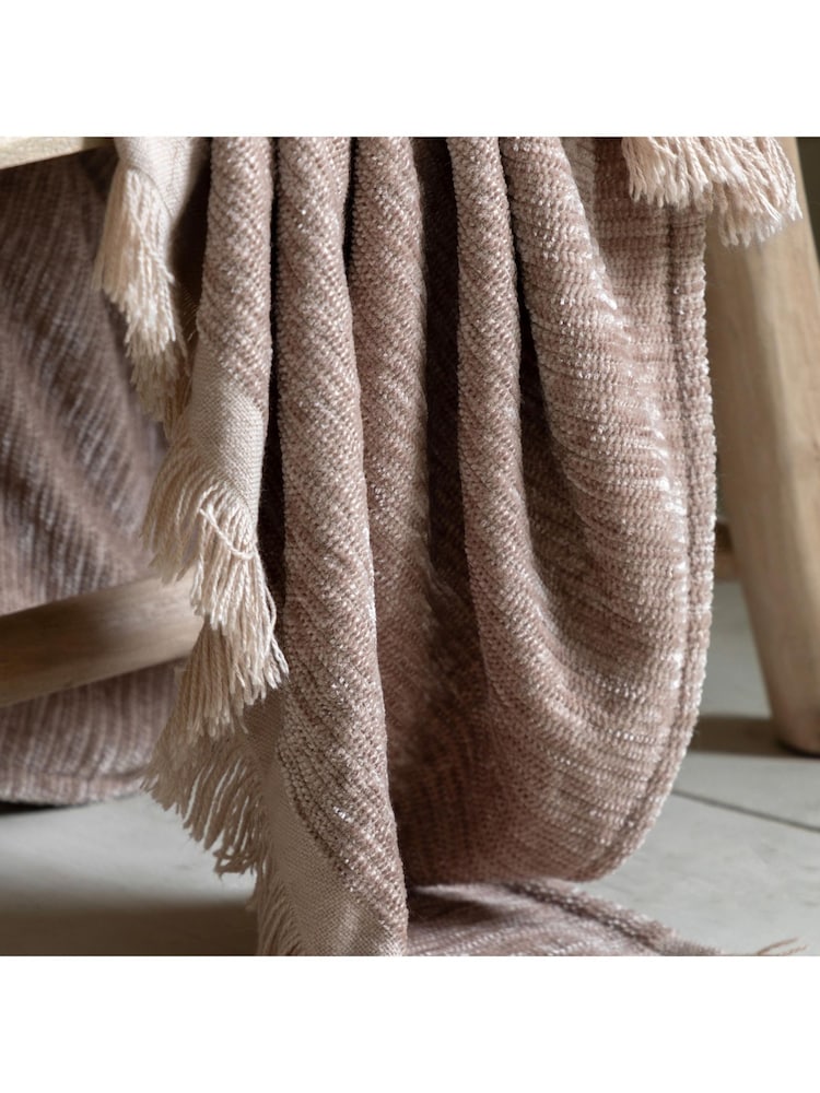 Gallery Home Natural Willow Chenille Throw - Image 2 of 3 Gallery Home Natural Willow Chenille Throw - Image 2 of 3