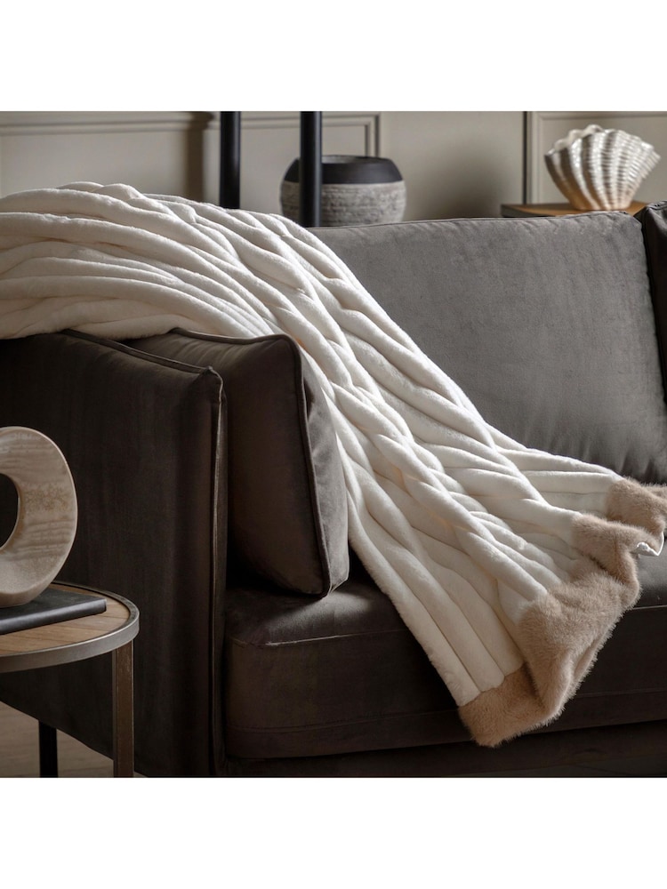 Gallery Home Cream Whinfell Luxury Faux Fur Throw - Image 1 of 3