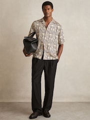 Reiss Off White/Navy Waver Wave Print Cuban Collar Shirt - Image 1 of 6