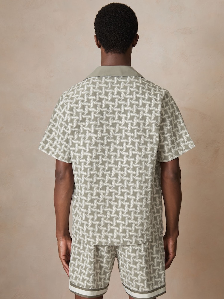 Reiss Sage Green Corvo Reiss | Ché Embroidered-Motif Shirt - Image 6 of 7