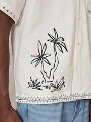 Reiss White Galera Reiss | Ché Cotton-Linen Palm Shirt - Image 5 of 8