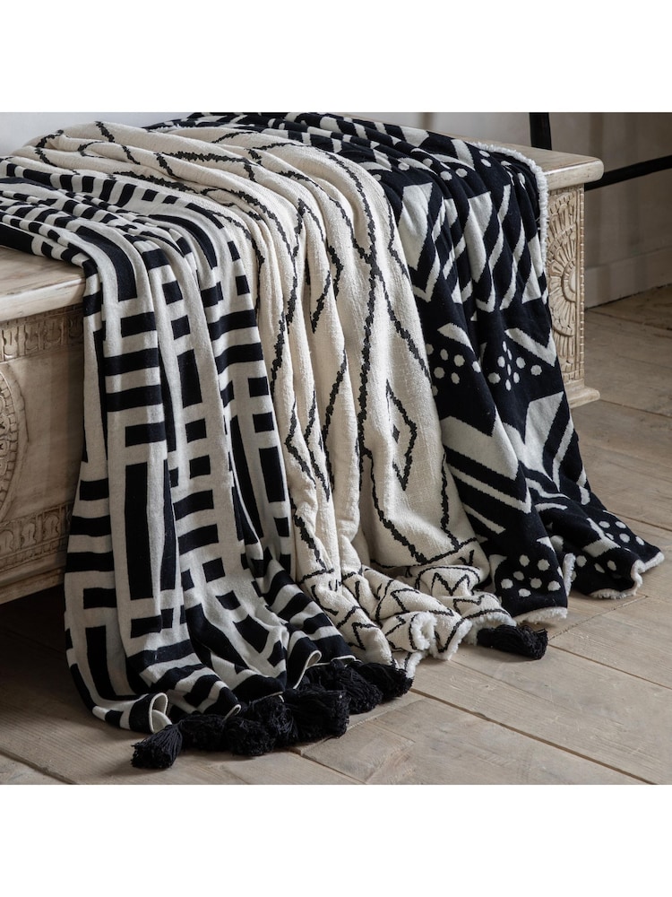 Gallery Home Black Merton Knitted Tassel Throw - Image 1 of 6