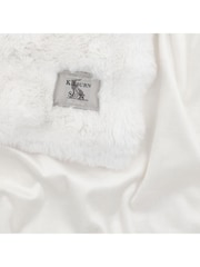 Gallery Home Cream Marshmallow Rabbit Throw - Image 3 of 5