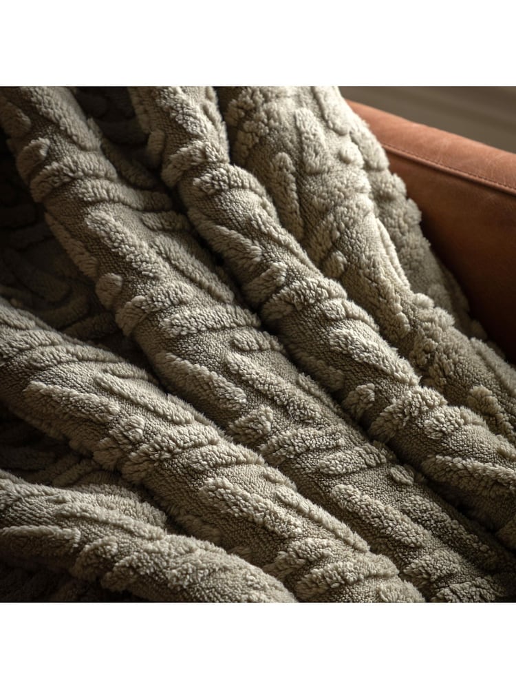 Gallery Home Green Herringbone Sherpa Throw - Image 2 of 3