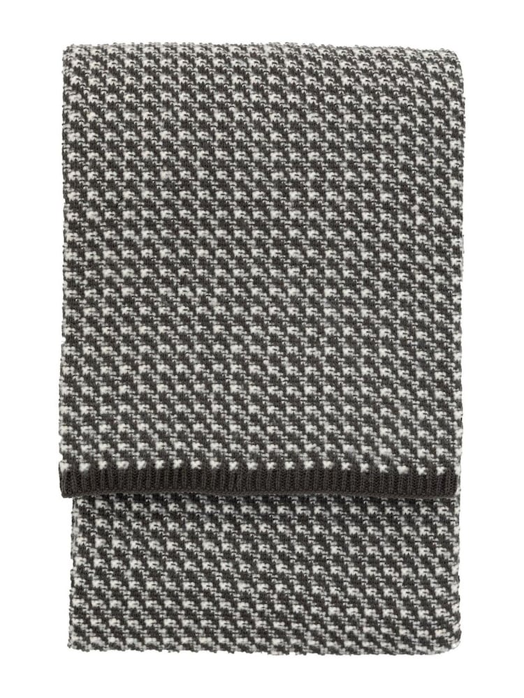 Gallery Home Grey Cross Knit Throw - Image 3 of 3