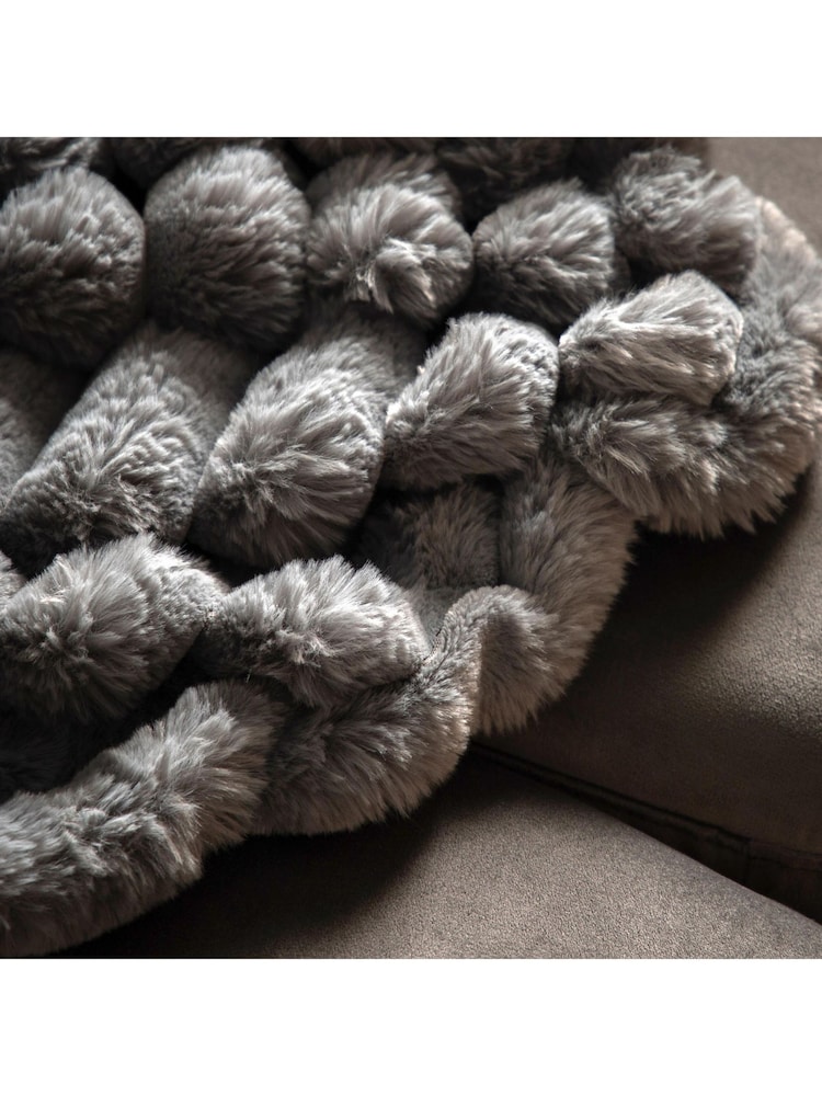 Gallery Home Grey Ribbed Faux Fur Throw - Image 2 of 3