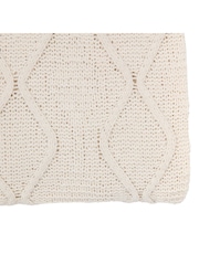 Gallery Home Cream Chenille Cable Throw - Image 6 of 8